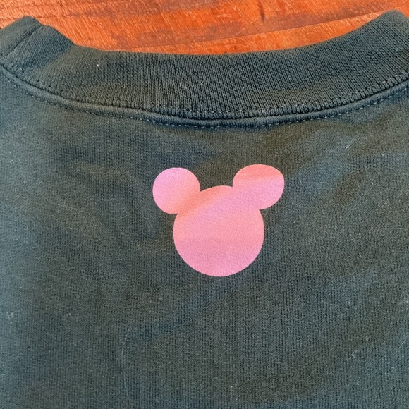 J’adore Disney Sweatshirt Women’s LG Forest Green Pink Lettering Mickey Graphic - Picture 4 of 6